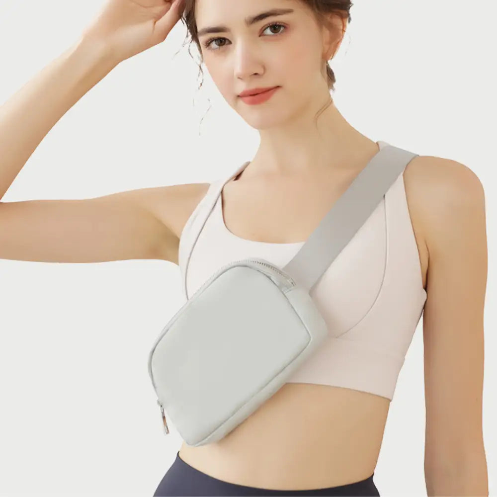 ランニングポーチ ウエストポーチ 揺れない ランニングバッグ ジョギングポーチ 防水 斜め掛け メンズ レディース スマホ iPhone ボディバッグ スポーツ ウォーキング マラソン 軽量 薄型 ボディバッグ 小物入れ ショルダー 携帯入れランニング ポーチ スマホポーチ 貴重品入れ ジム ジョギング ポーチ 小型 撥水素材