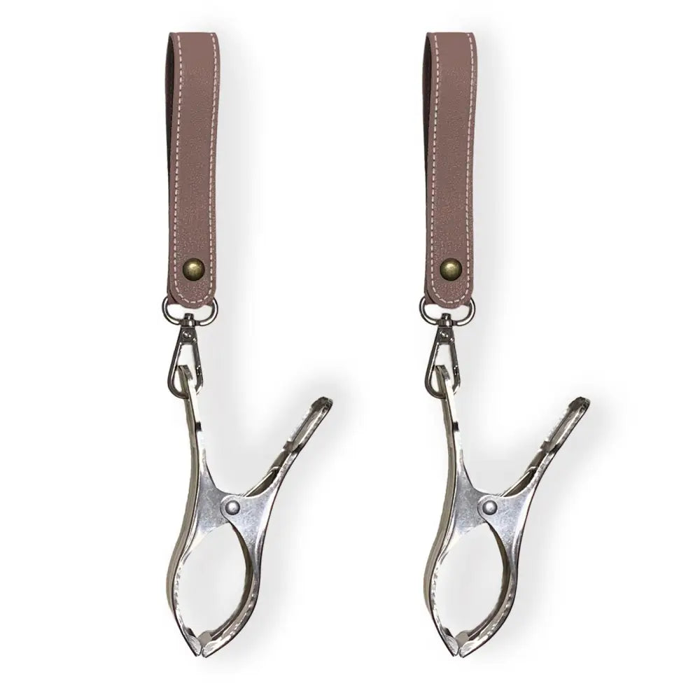 シューズクリップ 2個セット シューズストラップ シューズホルダー 赤ちゃん ベビー ベビーカー持ち運び トイストラップ 便利アイテム 春 散歩 紛失防止 フェイクレザー 合皮 くすみカラー ベビー用品 ベビーカーグッズ 男の子 女の子 出産祝い おしゃれ かわいい 荷物掛け フック ブランケットクリップ カバン