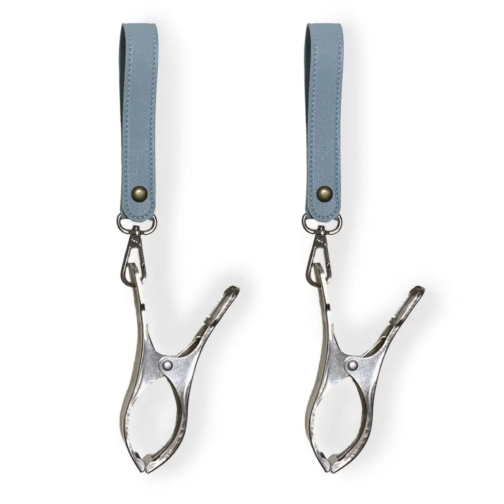 シューズクリップ 2個セット シューズストラップ シューズホルダー 赤ちゃん ベビー ベビーカー持ち運び トイストラップ 便利アイテム 春 散歩 紛失防止 フェイクレザー 合皮 くすみカラー ベビー用品 ベビーカーグッズ 男の子 女の子 出産祝い おしゃれ かわいい 荷物掛け フック ブランケットクリップ カバン