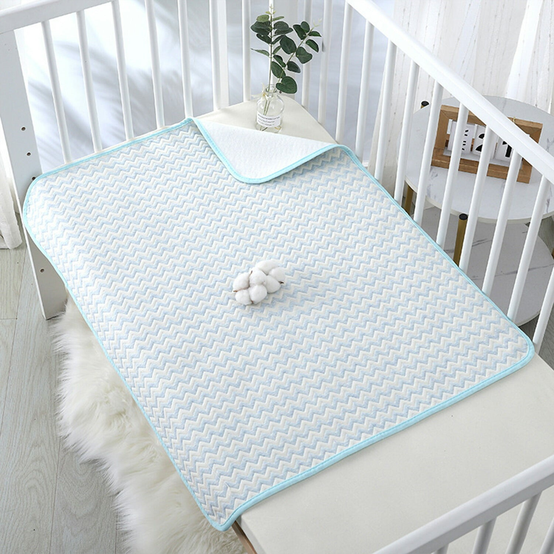 ベビーベッド｜防水シーツ