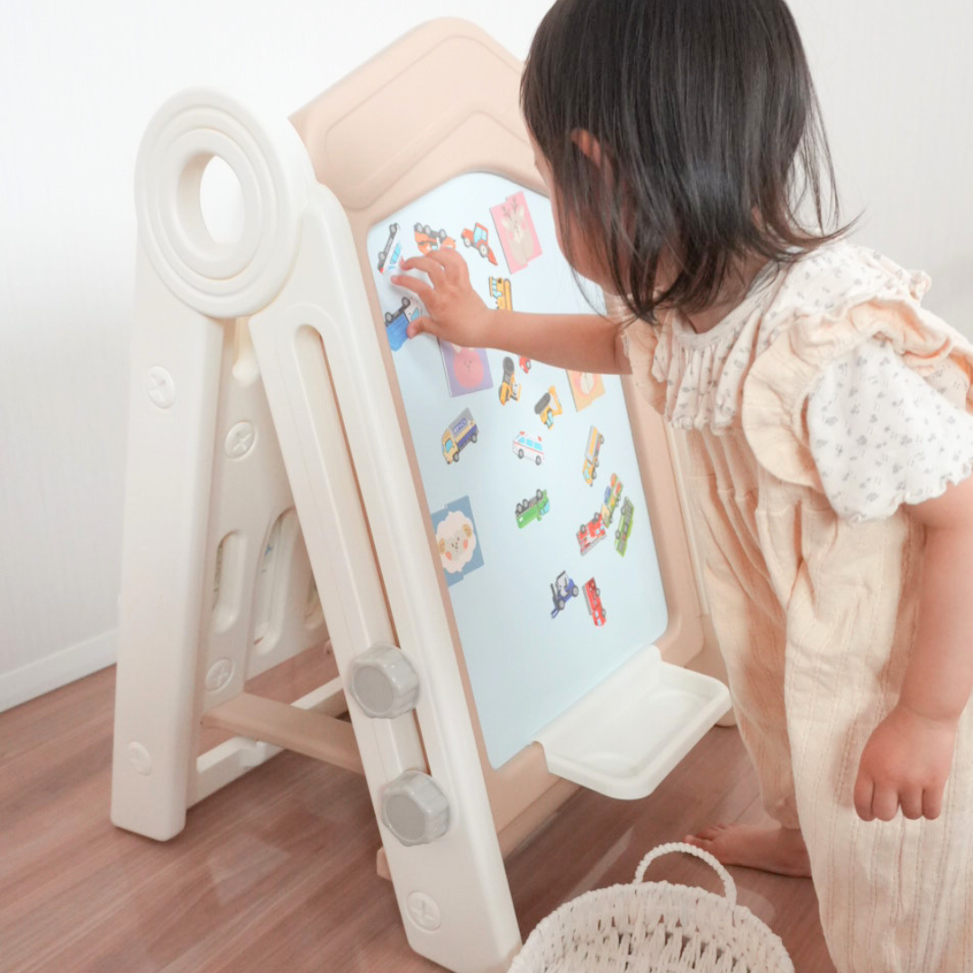 お絵かきボード ホワイトボード 子供 知育玩具 おえかきボード マグネットボード 絵本ラック 高さ調節 折りたたみ キッズボード 知育ボード おもちゃ 収納付き お絵描き 子ども 室内遊び プレゼント 幼児 ベビー用品
