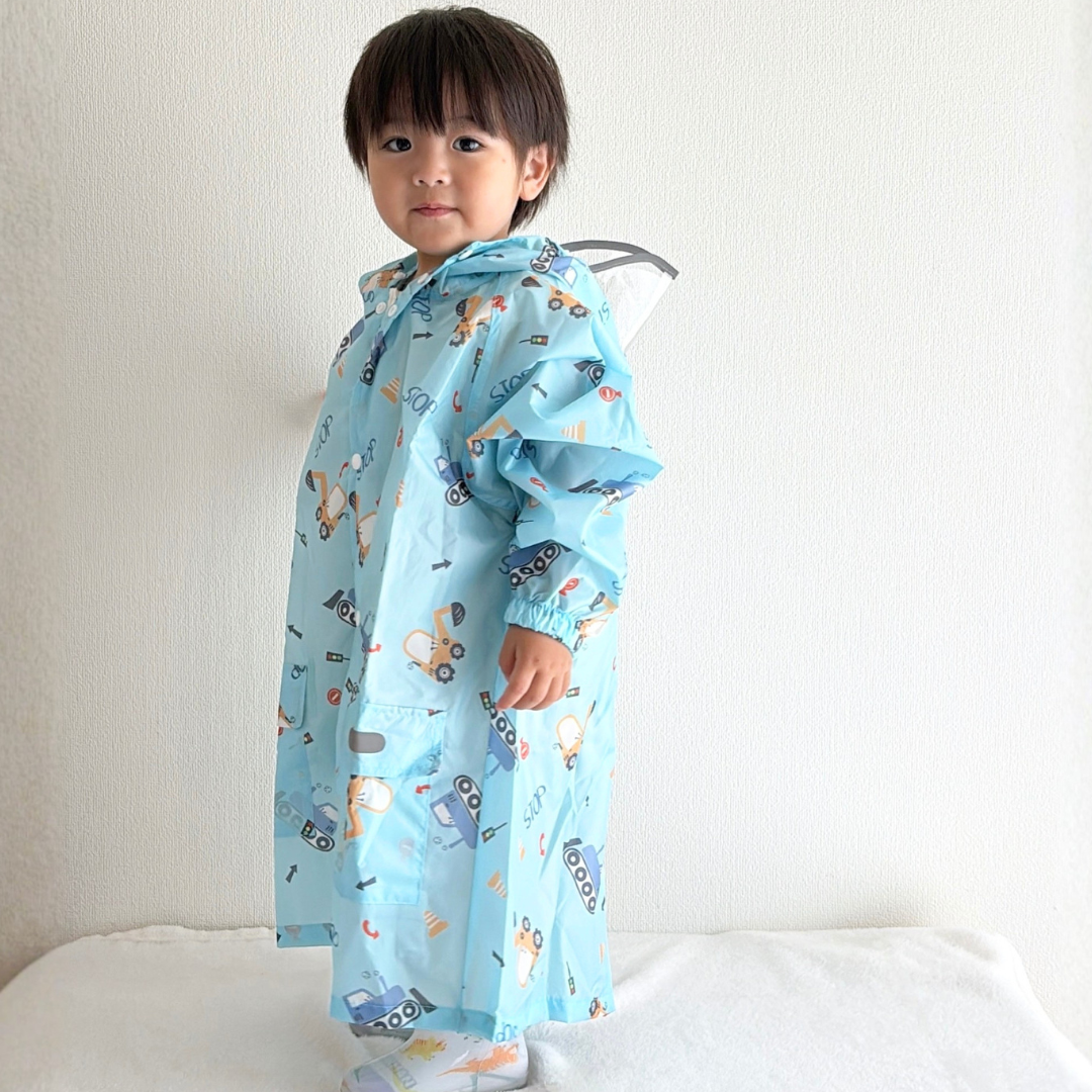キッズ レインコート ランドセル対応 子供 レインウェア 雨具 防水 通園 通学 小学生 幼稚園 保育園 収納袋付き 反射材 フード付き 透明サンバイザー リュック対応 男の子 女の子 カッパ 撥水 雨の日 おしゃれ
