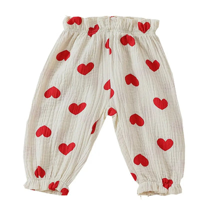 ベビーパンツ　ガーゼ素材長ズボン　通気性抜群ボトムス　夏用ベビーボトム　虫よけ対策ズボン　あせも予防パンツ　裾ゴム入りズボン　日焼け防止ベビーパンツ　ナチュラルカラー子ども服　男女兼用ガーゼパンツ