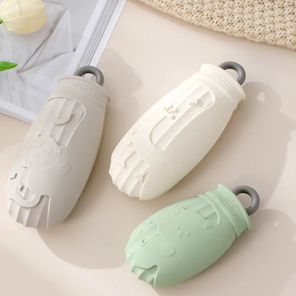 湯たんぽ　電子レンジ対応湯たんぽ　繰り返し使える湯たんぽ　おしゃれ湯たんぽ　生理痛対策グッズ　冷え性対策アイテム　保温冷却両用ボトル　ニットカバー付き湯たんぽ　アウトドア防寒グッズ　一年中使える湯たんぽ