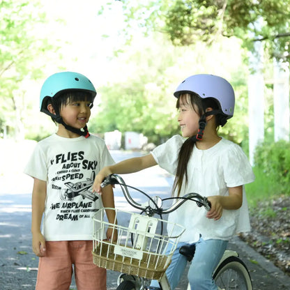 キッズヘルメット　軽量子ども用ヘルメット　自転車用ヘルメット　キックボード用ヘルメット　通気性抜群ヘルメット　高密度クッション付きヘルメット　サイズ調整可能ヘルメット　安全設計キッズヘルメット　首に優しい軽量ヘルメット　防災対策ヘルメット