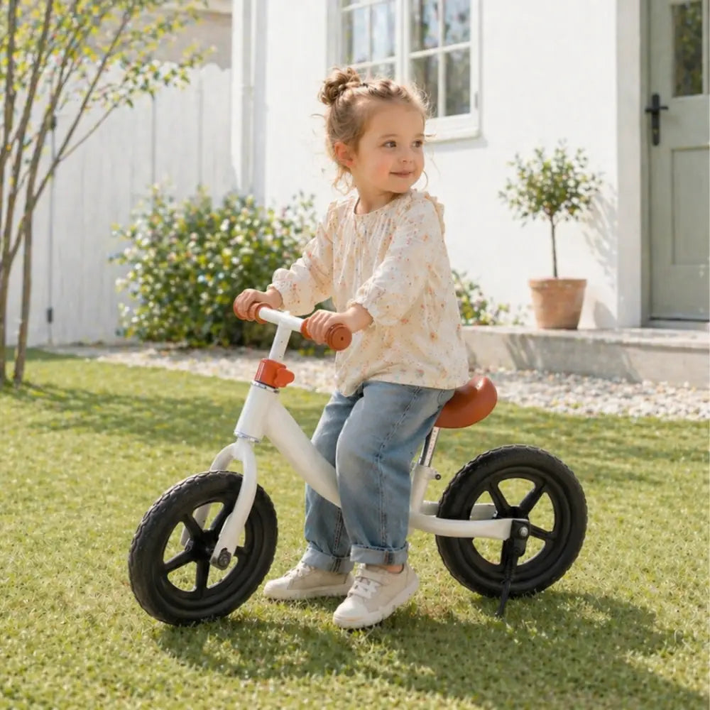 キッズバイク バランスバイク 軽量 2.2kg EVAタイヤ 子供用 自転車 ペダルなし 360度ハンドル キックバイク 幼児 おしゃれ パンクしにくい 室内外 プレゼント 初めての自転車