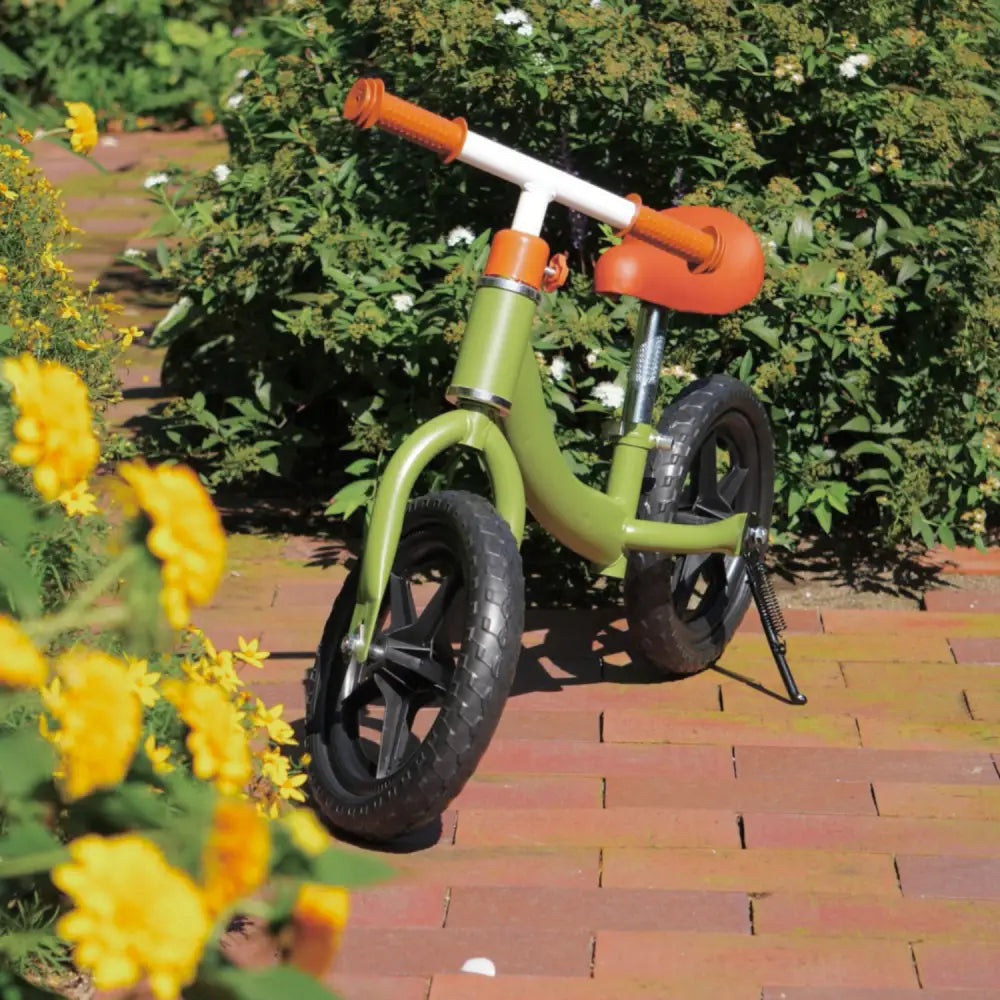 キックバイク 子供用バランスバイク 軽量2.2kg EVAタイヤ メンテナンス不要 360度回転ハンドル 三輪車 トレーニングバイク 室内外兼用 安全設計