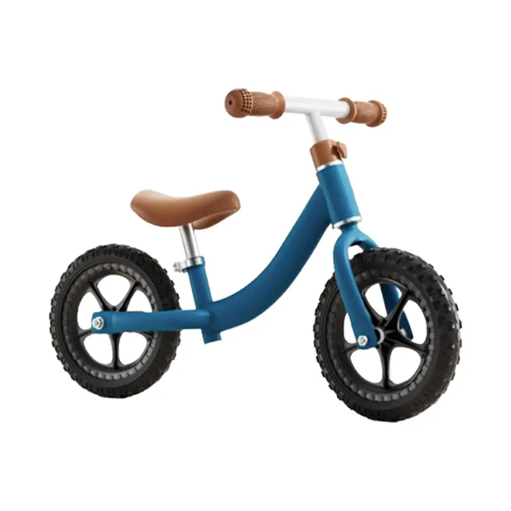 キックバイク 子供用バランスバイク 軽量2.2kg EVAタイヤ メンテナンス不要 360度回転ハンドル 三輪車 トレーニングバイク 室内外兼用 安全設計