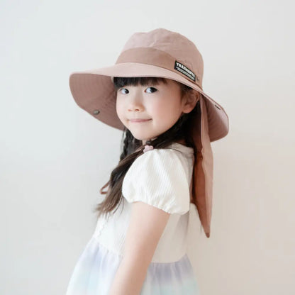 紫外線対策 UVカット99.9% UPF50+ 子供用帽子 広いつば 日よけフラップ 接触冷感 メッシュ通気 サイズ調整可能 あご紐付き 風対策 ノンホルマリン 安心素材 快適な被り心地