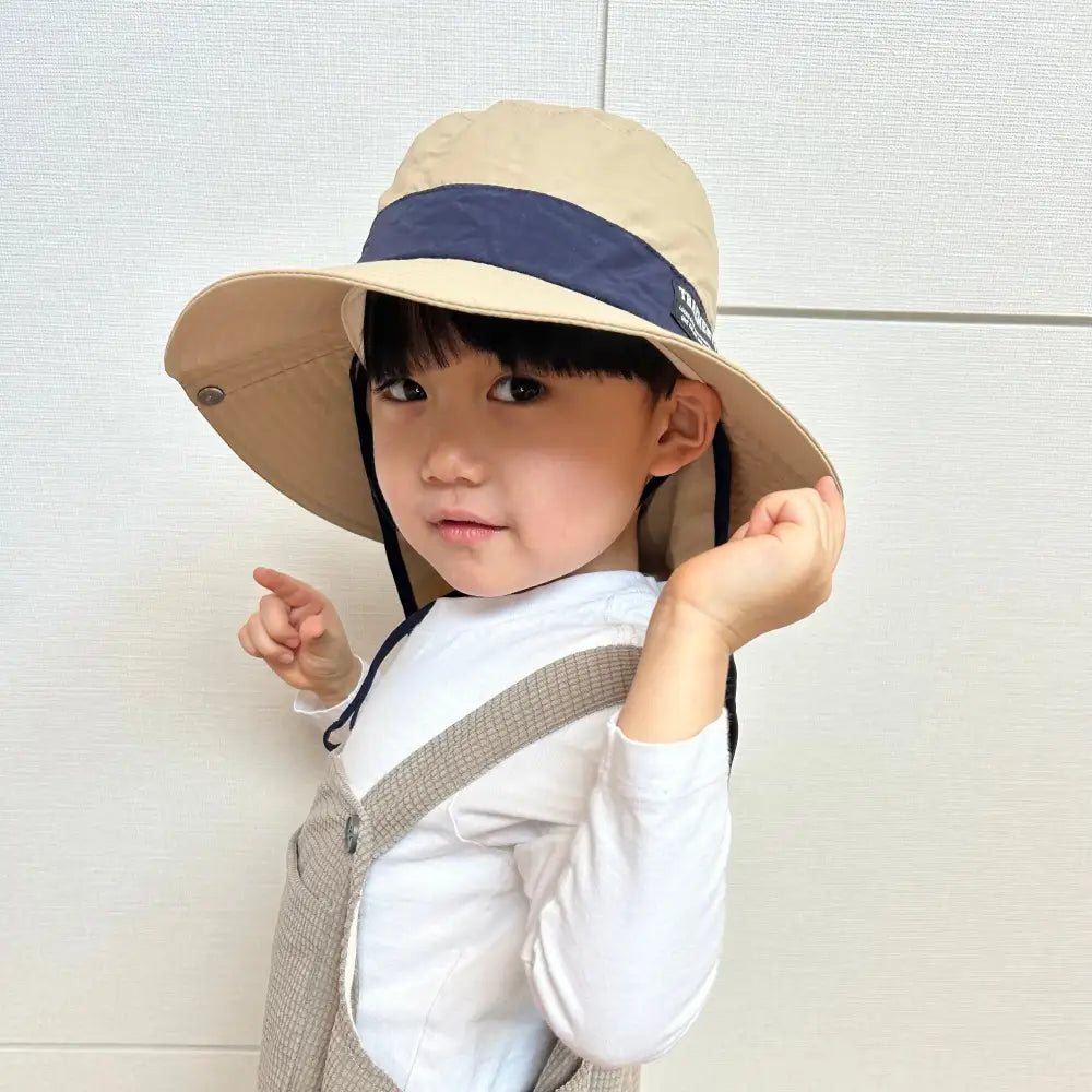 紫外線対策 UVカット99.9% UPF50+ 子供用帽子 広いつば 日よけフラップ 接触冷感 メッシュ通気 サイズ調整可能 あご紐付き 風対策 ノンホルマリン 安心素材 快適な被り心地