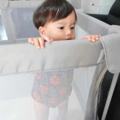 ベビーサークル メッシュガード クッション付き 安全設計 ドア付き プレイヤード 通気性抜群 高さ調整可能 子供部屋 室内遊び 収納ポケット