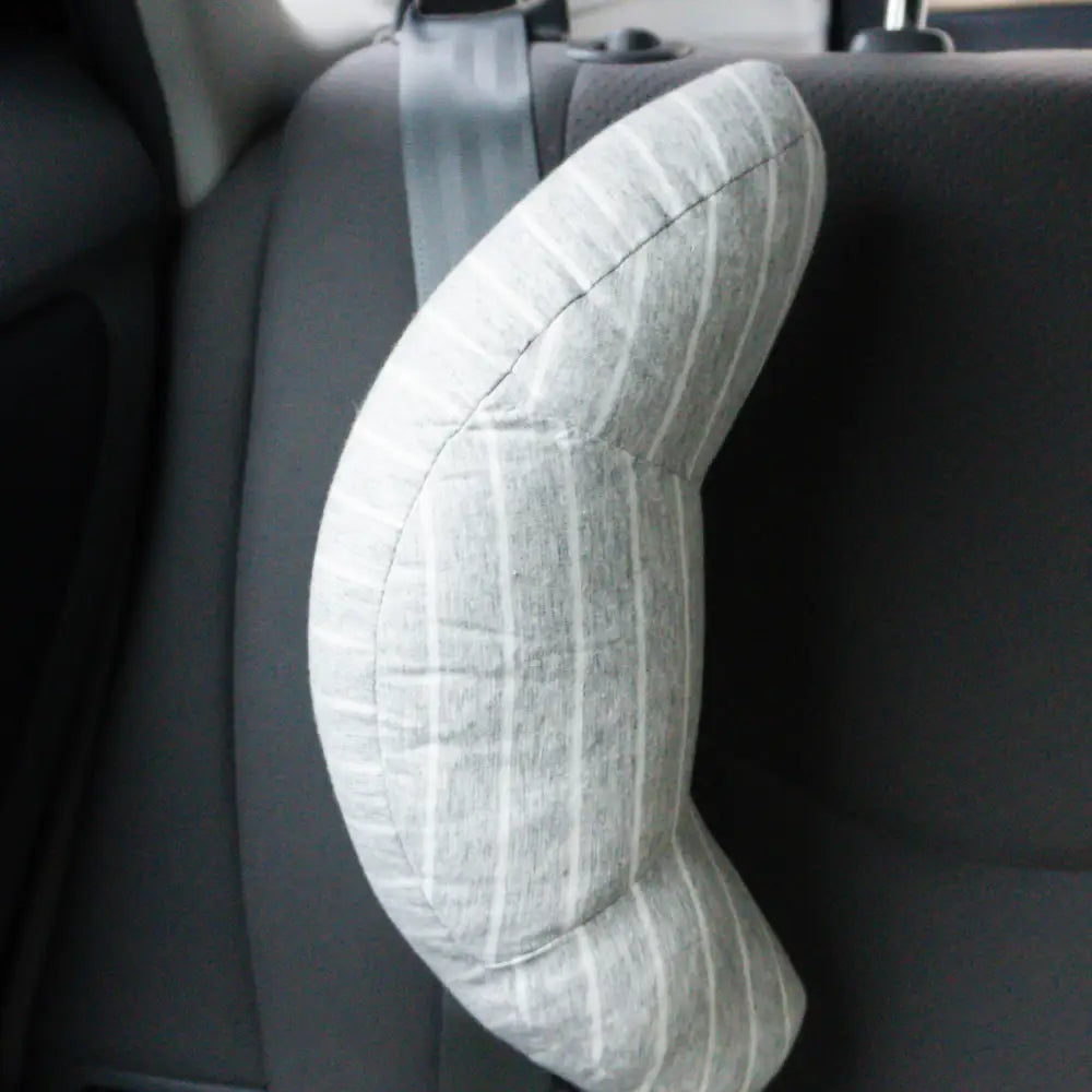 チャイルドシートベルトカバー シートベルト枕 ネックピロー 車用まくら 綿100％ 通気性 吸湿性 快適ドライブ マジックテープ式 取り付け簡単 子供用 大人兼用 洗える