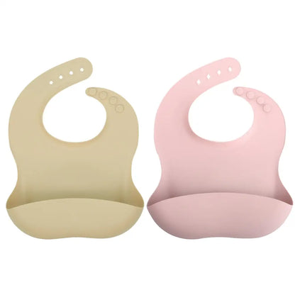 シリコンビブ お食事エプロン ベビー用 食べこぼし防止 立体ポケット付き 軽量 柔らか素材 丸めて収納 お手入れ簡単 防水 汚れにくい 持ち運び便利 離乳食グッズ 赤ちゃん用品