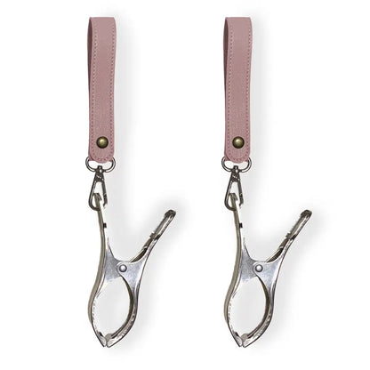 シューズクリップ 2個セット シューズストラップ  シューズホルダー  赤ちゃん ベビー　ベビーカー持ち運び トイストラップ  便利アイテム 春 散歩　紛失防止 フェイクレザー 合皮 くすみカラー ベビー用品 ベビーカーグッズ  男の子 女の子 出産祝い おしゃれ かわいい 荷物掛け フック  ブランケットクリップ カバン 