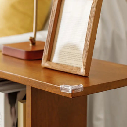 コーナーガード　透明ベビーガード　家具角保護クッション　子ども安全グッズ　貼るだけ簡単コーナーガード　誤飲防止ベビーガード　柔らか素材コーナークッション　L字タイプコーナー保護　直線カット対応ガード　インテリアになじむ安全グッズ