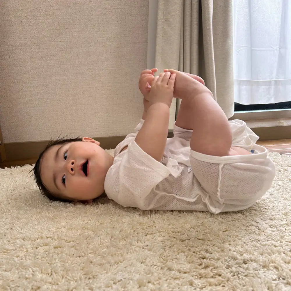 コンビ肌着 ベビー肌着 綿100％ 新生児 赤ちゃん 下着 3枚セット フライス メッシュ 外縫い仕様 肌に優しい 通気性 保温性 伸縮性 出産祝い ギフト 個包装 オーガンジー袋 スナップボタン 使いやすい 洗い替え用 ベビー用品